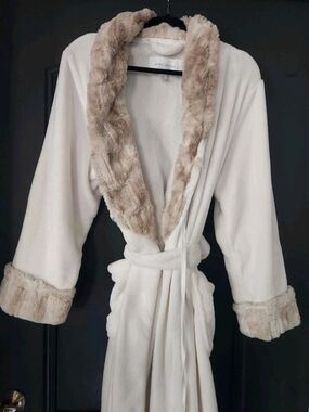 Carole Hochman Luxury Ivory Robe Faux Fur Trim Belted Collared L/G